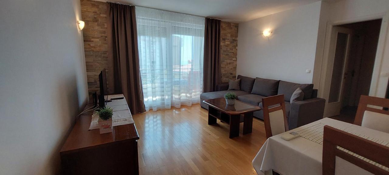 Cozy Apartment With Free Private Parking Spalato Esterno foto