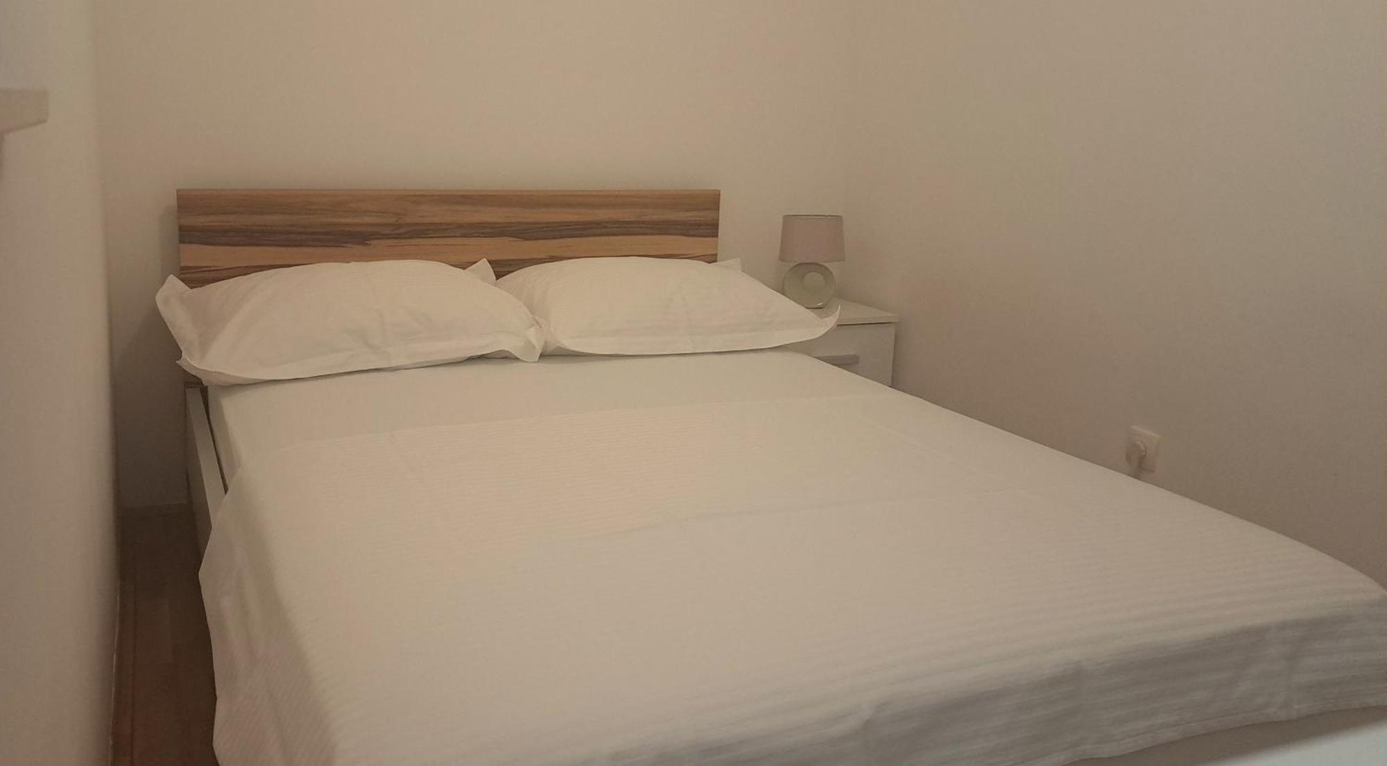 Cozy Apartment With Free Private Parking Spalato Camera foto