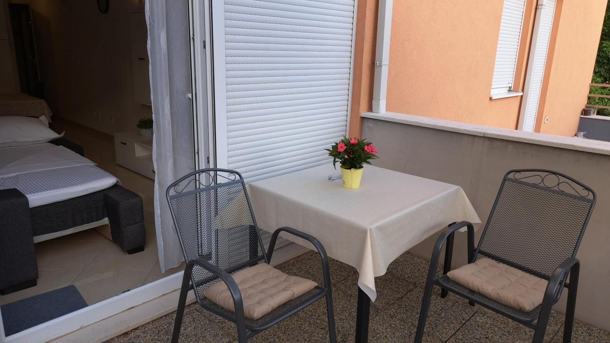 Cozy Apartment With Free Private Parking Spalato Camera foto